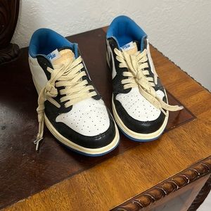 Jordan 1 Low Fragment X Travis Scott